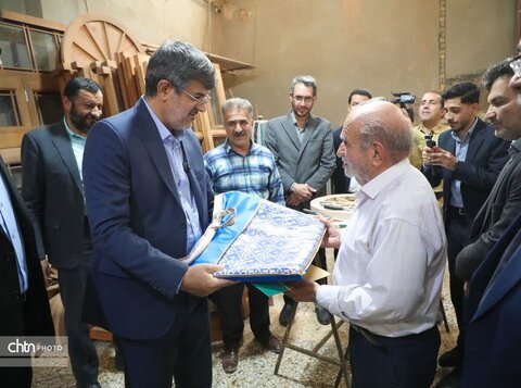 میراث در کانون توجه؛ بازدید میدانی استاندار یزد از مخازن امن و کارگاه‌های هنری
