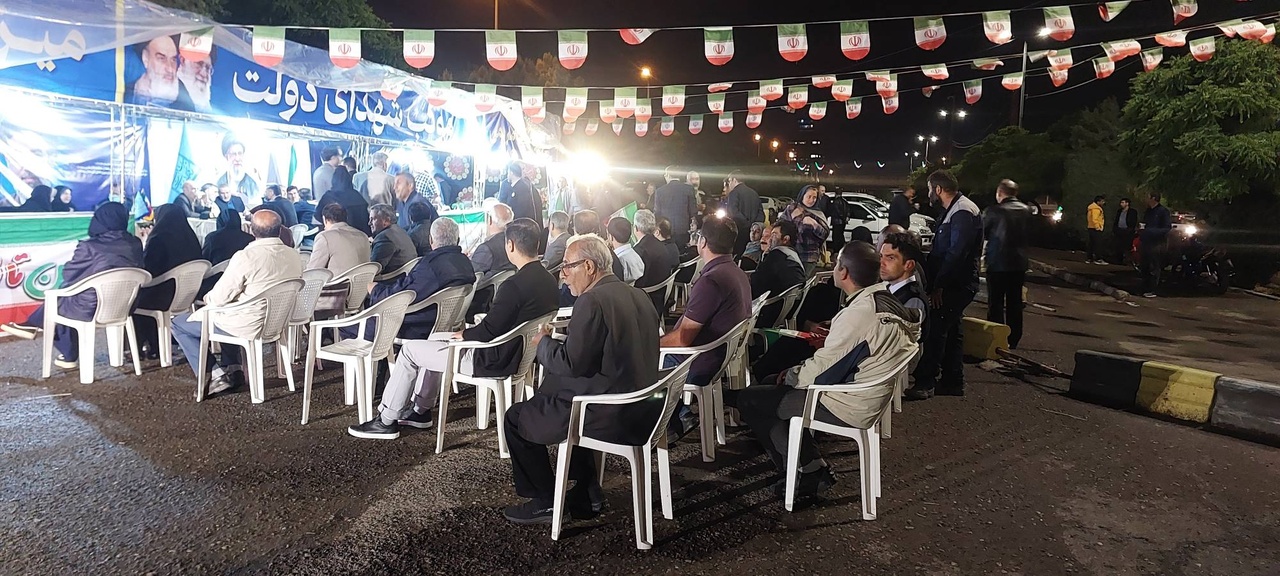 دیدار بی‌واسطه مدیران میراث‌فرهنگی قزوین با مردم در ایستگاه خدمت شهدای دولت/ از شنیدن صدای مردم تا دستور پیگیری مطالبات