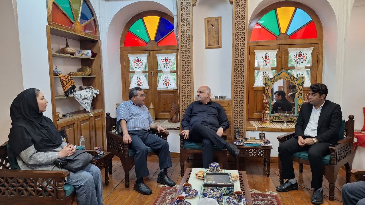 نشست انجمن اصحاب رسانه گلستان با مدیرکل میراث‌فرهنگی استان/ تجلیل از روابط‌عمومی اداره‌کل به‌مناسبت روز روابط‌عمومی