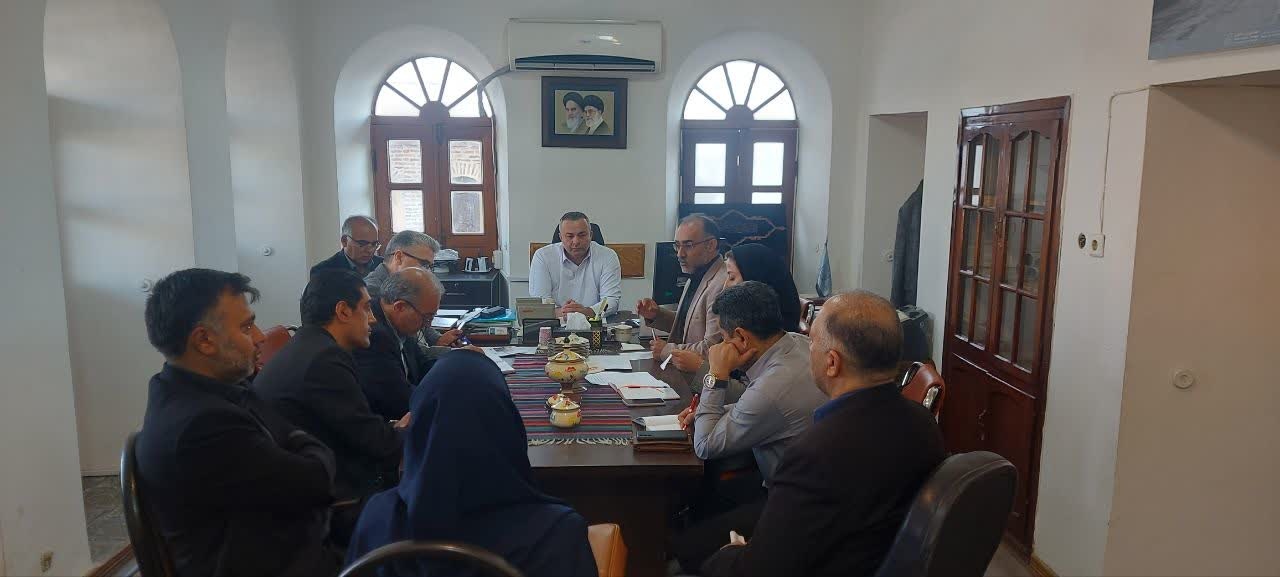 برگزاری  نشست سامان‌دهی واحدهای اقامتی و تورهای غیرمجاز در گلستان/ استقرار دو پایگاه اطلاع‌رسانی گردشگری برای مقابله با فعالیت‌های غیرمجاز