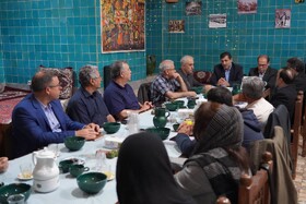 نشست مدیرکل میراث‌فرهنگی، گردشگری و صنایع‌دستی آذربایجان غربی با اعضای انجمن دوست‌داران میراث‌فرهنگی