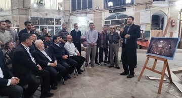قائم‌مقام وزیر و معاون میراث‌فرهنگی از بازار تیمچه قم بازدید کرد