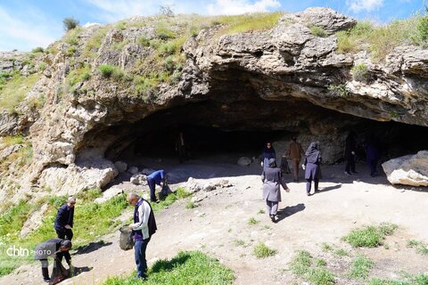 پاکسازی محوطه‌های تاریخی روستای تمتمان ارومیه به‌مناسبت هفته میراث‌فرهنگی