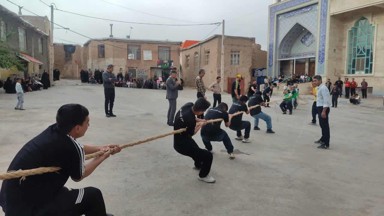 رونمایی از لوح ثبتی رویداد گردشگری بازیهای بومی و محلی روستای حصار شهرستان زبرخان