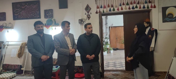 مشاور وزیر میراث‌فرهنگی از خانه‌های خلاق صنایع‌دستی مازندران بازدید کرد