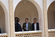 بازدید رئیس گردشگری سازمان برنامه و بودجه کشور از اماکن تاریخی قم
