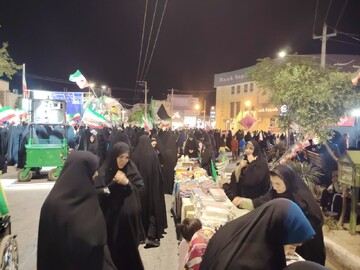 نمایشگاه‌های صنایع‌دستی در حاشیه تجمعات شبانه بشرویه برگزار شد