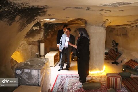 بازدید مدیرکل میراث فرهنگی،گردشگری و صنایع دستی استان البرز از غارعای دستکند اشتهارد