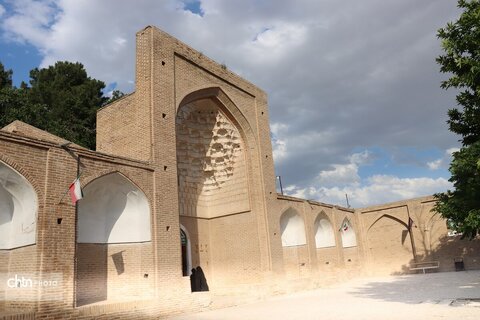افتتاح بوم گردی بام های طلایی در بازدید میدانی مدیرکل ومعاونان به شهرستان های زبرخان شهر خر خراسان رضوی