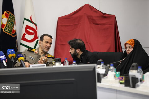 آیین رونمایی از الواح ثبت شده آثار مملوس و نامملوس جنگ تحمیلی رمضان و تجلیل از خانواده معظم شهدا با حضور وزیر میراث‌فرهنگی، گردشگری و صنایع‌دستی
