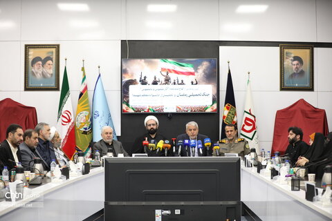 آیین رونمایی از الواح ثبت شده آثار مملوس و نامملوس جنگ تحمیلی رمضان و تجلیل از خانواده معظم شهدا با حضور وزیر میراث‌فرهنگی، گردشگری و صنایع‌دستی