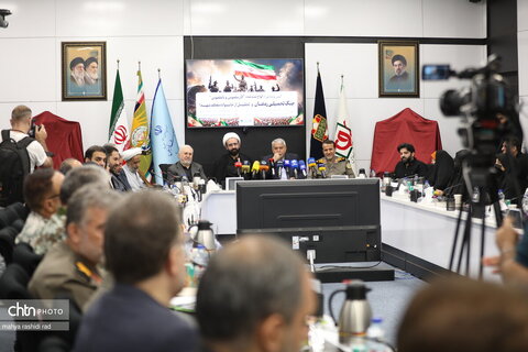 آیین رونمایی از الواح ثبت شده آثار مملوس و نامملوس جنگ تحمیلی رمضان و تجلیل از خانواده معظم شهدا با حضور وزیر میراث‌فرهنگی، گردشگری و صنایع‌دستی