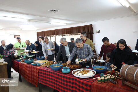 برگزاری جشنواره سفره کُردی در سنندج به مناسبت هفته میراث فرهنگی