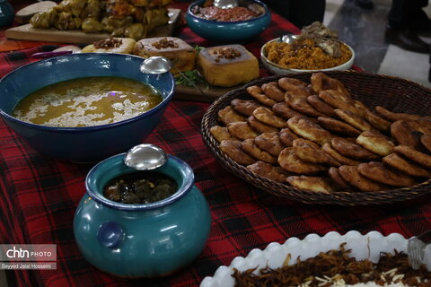 برگزاری جشنواره سفره کُردی در سنندج به مناسبت هفته میراث فرهنگی