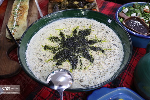 برگزاری جشنواره سفره کُردی در سنندج به مناسبت هفته میراث فرهنگی