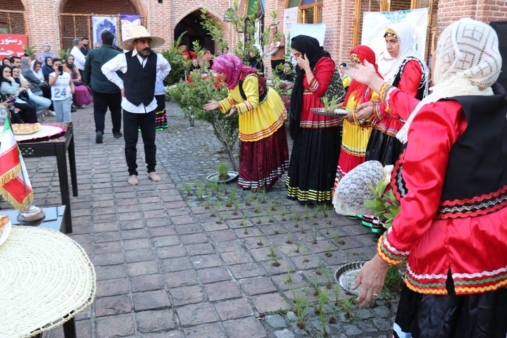 جشنواره طعم میراث گیلان