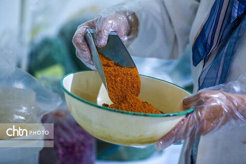 تولید ادویه در کارگاه خانگی اراک