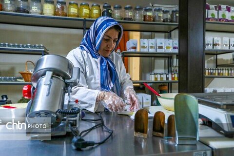 تولید ادویه در کارگاه خانگی اراک