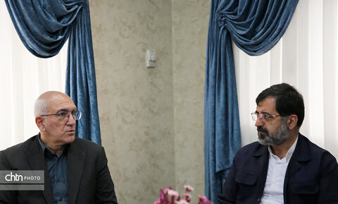 برگزاری نشست با مدیرعامل هما برای توسعه گردشگری زیارت در قم