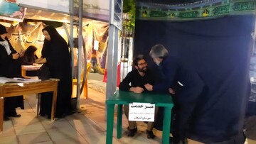 استقرار میز ارتباطات مردمی در تجمعات شبانه کمیجان
