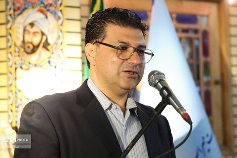 تجلیل از پنج استاد