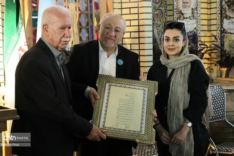 تجلیل از پنج استاد