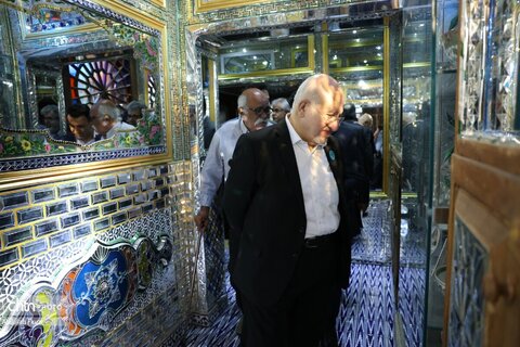 تجلیل از پنج استاد