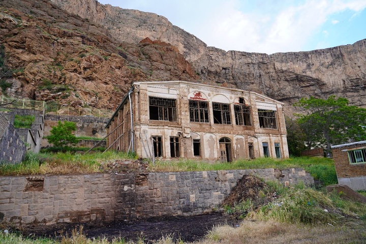 برزین