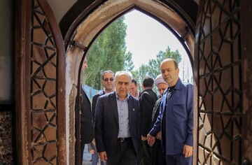 بازدید استاندار آذربایجان‌شرقی از مسجد تاریخی سنگی روستای اسنق