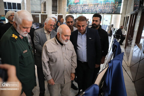 نمایشگاه « ایستاده در غبار»؛ روایتی از مقاومت تمدن ایران در برابر تجاوز آمریکایی_صهیونی