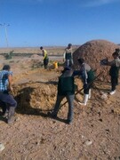 بام‌اندود حوض‌انبار تاریخی کلاته قاضی با مشارکت گروه‌های جهادی