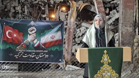 حضور بانوان کشور ترکیه با حضور در مجموعه مقدس حسینیه اعظم زنجان