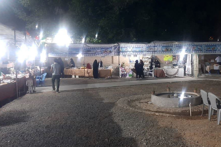 نمایشگاه صنایع‌دستی و مشاغل خانگی در چادگان افتتاح شد