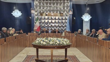 نشست راهبردی وزارت میراث‌فرهنگی با حضور نمایندگان تشکل‌های تخصصی برگزار شد/ بررسی راهکارهای صیانت از پایداری گردشگری و صنایع‌دستی در شرایط اختلالات ارتباطی