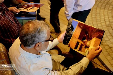 نمایشگاه عکس ایستاده در غبار در استان مرکزی