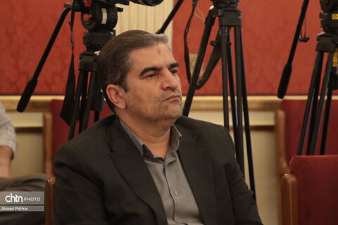 نشست وزیر میراث‌فرهنگی با اعضای کمیسیون صنایع و معادن مجلس شورای اسلامی