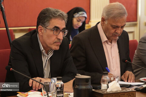 نشست وزیر میراث‌فرهنگی با اعضای کمیسیون صنایع و معادن مجلس شورای اسلامی
