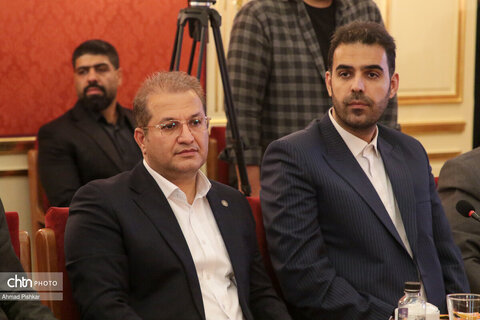 نشست وزیر میراث‌فرهنگی با اعضای کمیسیون صنایع و معادن مجلس شورای اسلامی