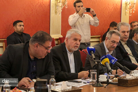 نشست وزیر میراث‌فرهنگی با اعضای کمیسیون صنایع و معادن مجلس شورای اسلامی