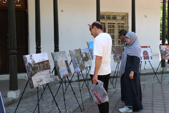 نمایشگاه ایستاده در غبار گیلان