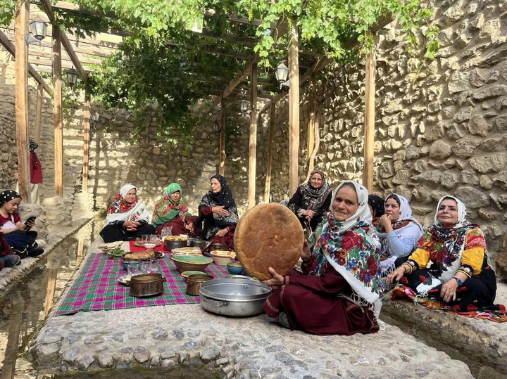 دورهمی بانوان طعم‌آفرین در قلعه بالا