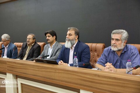 نشست خبری مدیر کل میراث فرهنگی فارس