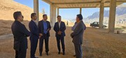 بازدید رئیس مرکز سرمایه‌گذاری وزارت میراث فرهنگی از پروژه پارک آبی بام خرم‌آباد