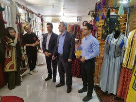 ضرورت ارتقای تسهیلات کارگاه تولید لباس محلی خرم‌آباد