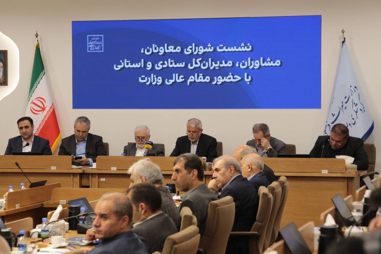 «ایران» باید به محور اصلی امیدآفرینی ملی تبدیل شود/ عدم استفاده از ظرفیت شهرداری‌ها یکی از مشکلات جدی در استان‌هاست/ پروژه «ایران؛ آغاز هر داستان» با جدیت دنبال می‌شود/ گردشگری پساجنگ اولویت راهبردی وزارتخانه است