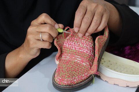 هنر سنتی سوزندوزی  شهرستان کاشمر