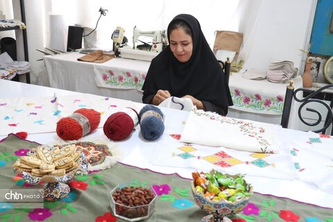 هنر سنتی سوزندوزی  شهرستان کاشمر