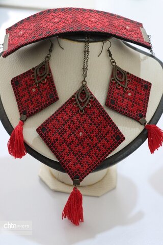 هنر سنتی سوزندوزی  شهرستان کاشمر