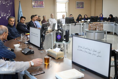 تجلیل از پیشکسوتان هنرمندان صنایع دستی