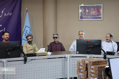 تجلیل از پیشکسوتان هنرمندان صنایع دستی